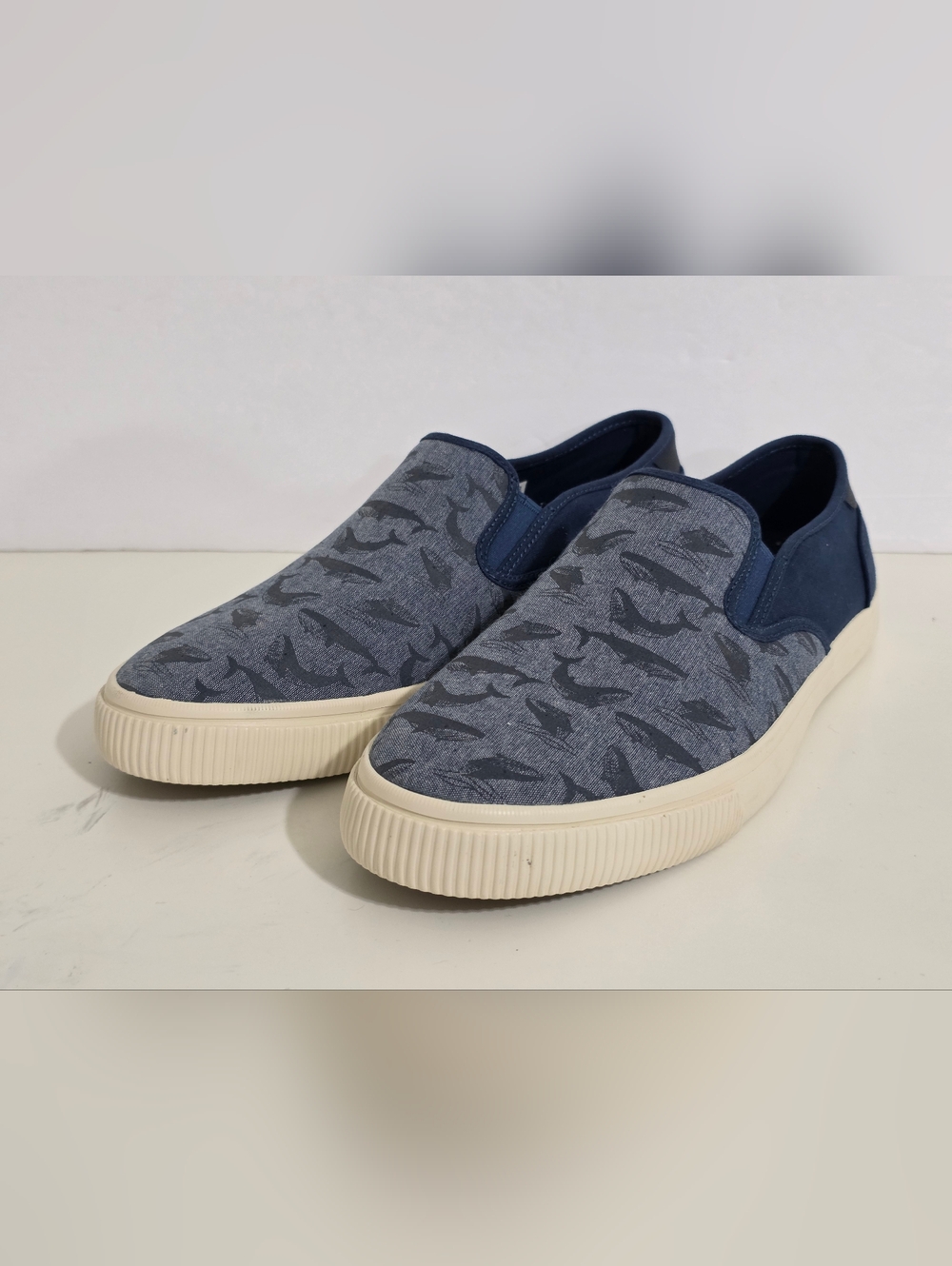 Men's Slip-On Canvas Sneakers in Navy Shark Print